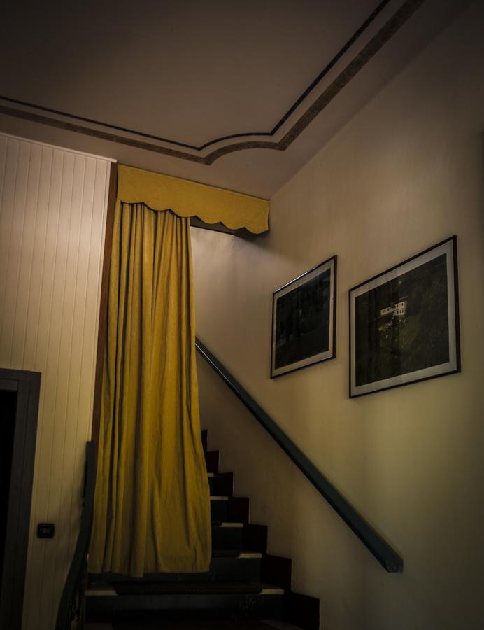 Albergo La Romanella Spinone Al Lago Exteriör bild